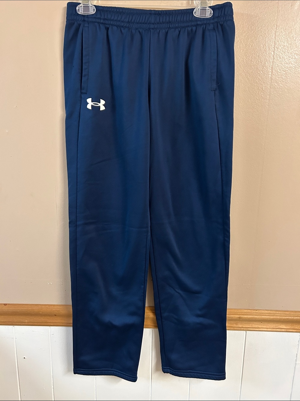Under Armour Youth XL Navy Blue Athletic Joggers